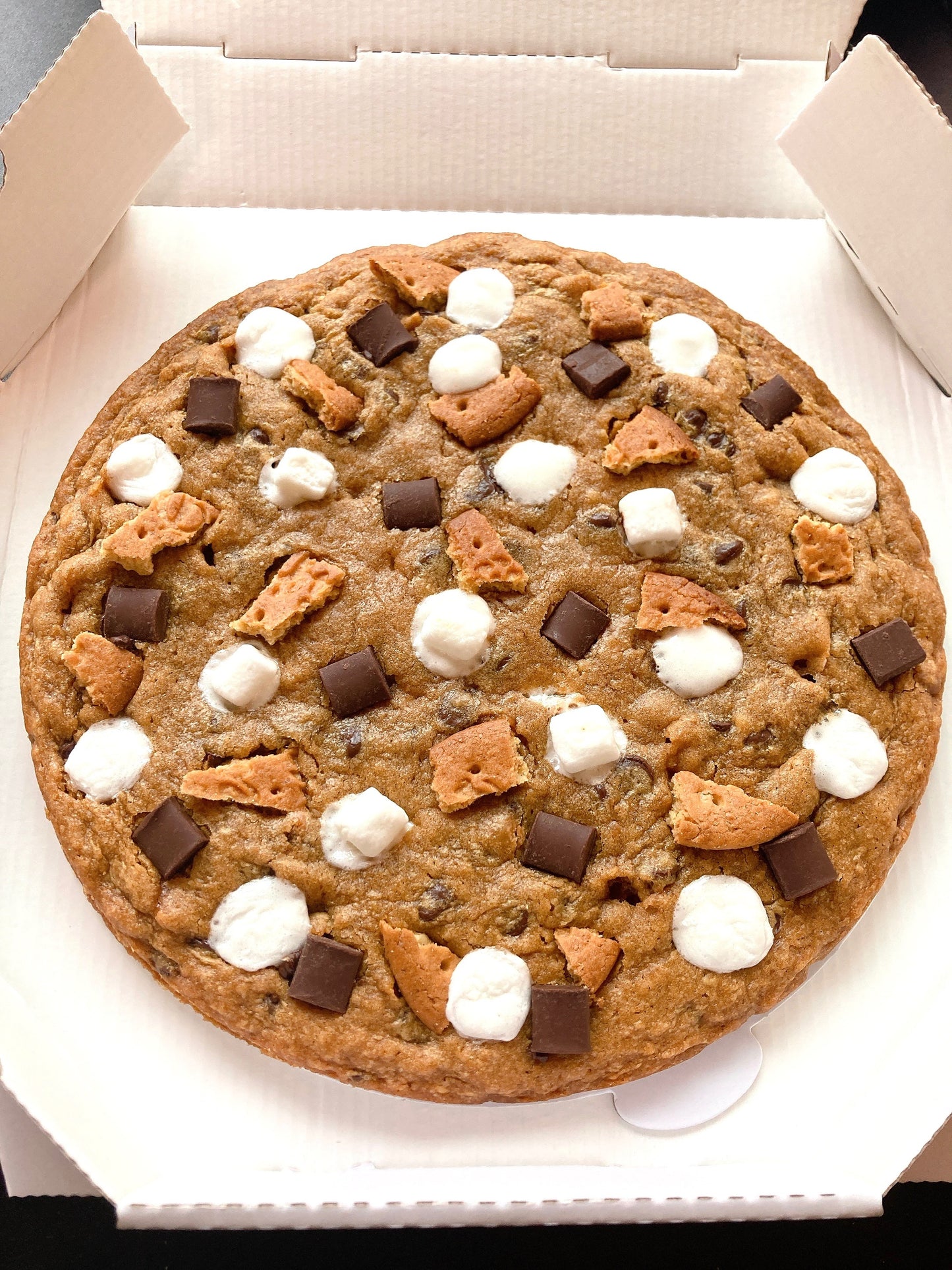 S'mores Cookie Cake