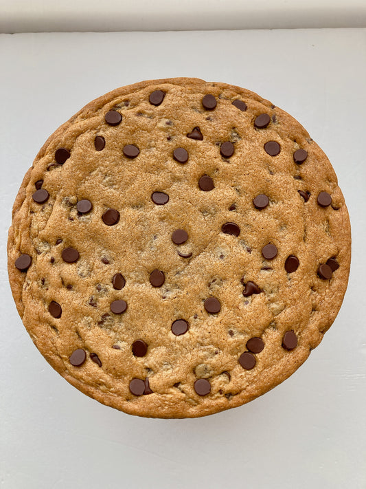Nutella Stuffed Chocolate Chip Cookie Cake